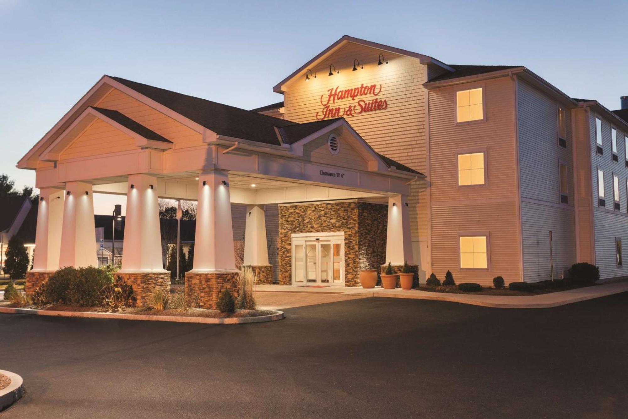 Hampton Inn & Suites Mystic Exterior foto